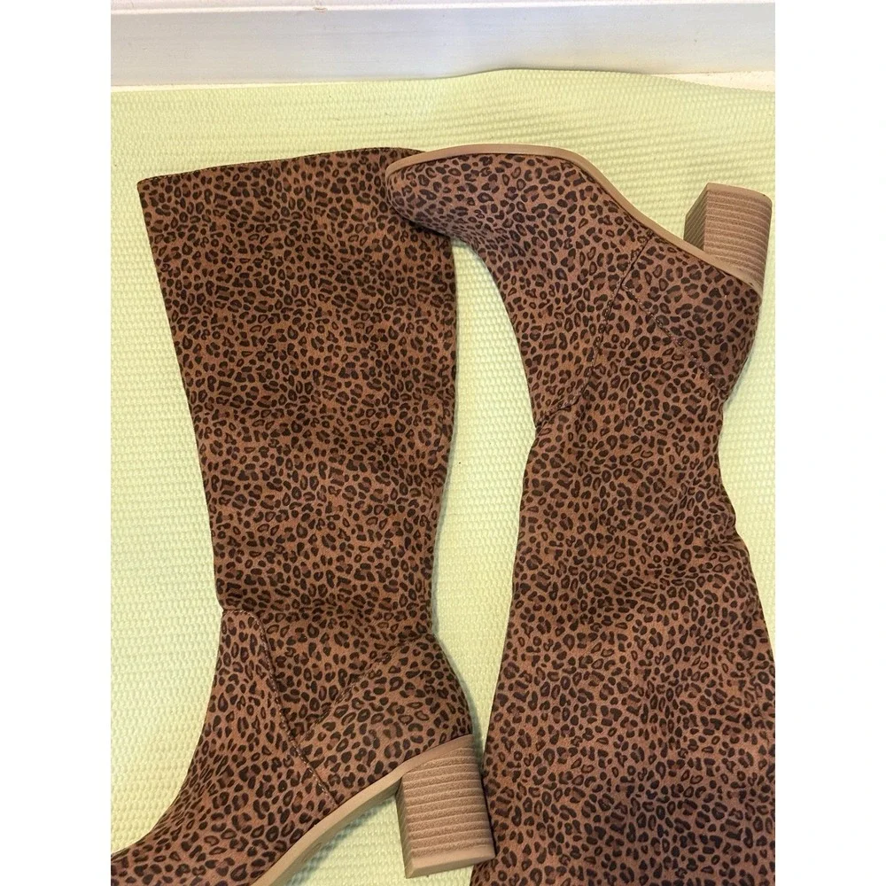 Tall brown Leopard Zip Up Boots Size 6.5 Universal Threads‎ Fall Winter Classic